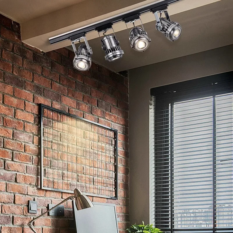 Европейский ретро светодиодный потолочный светильник, магазин одежды, гостиная, бар, декоративное освещение, лампы
Европейский ретро светодиодный потолочный светильник, магазин одежды, гостиная, бар, декоративное освещение, лампы