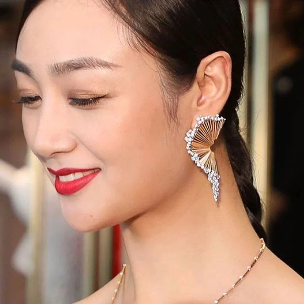 Soramoore Fashion Romantic Shiny Fashion Luxury African Earrings Ring Jewelry Set For Women Wedding Dubai Bridal Jewelry Indian
Soramoore Fashion Romantic Shiny Fashion Luxury African Earrings Ring Jewelry Set For Women Wedding Dubai Bridal Jewelry Indian