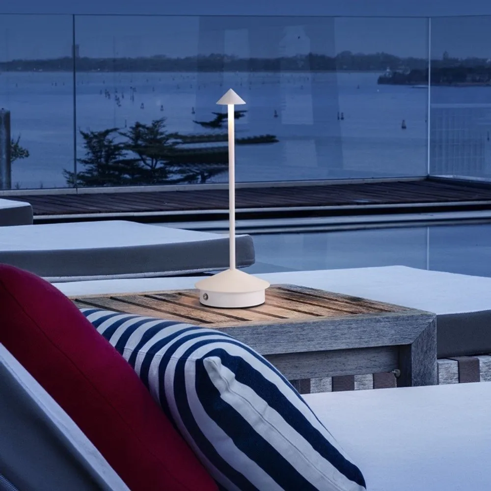 Настольная LED-лампа с конусообразным дизайном, сенсорным управлением, 3 цветами света, ретро-стиль, регулировка яркости, перезаряжаемая, алюминиевая, для чтения
Настольная LED-лампа с конусообразным дизайном, сенсорным управлением, 3 цветами света, ретро-стиль, регулировка яркости, перезаряжаемая, алюминиевая, для чтения