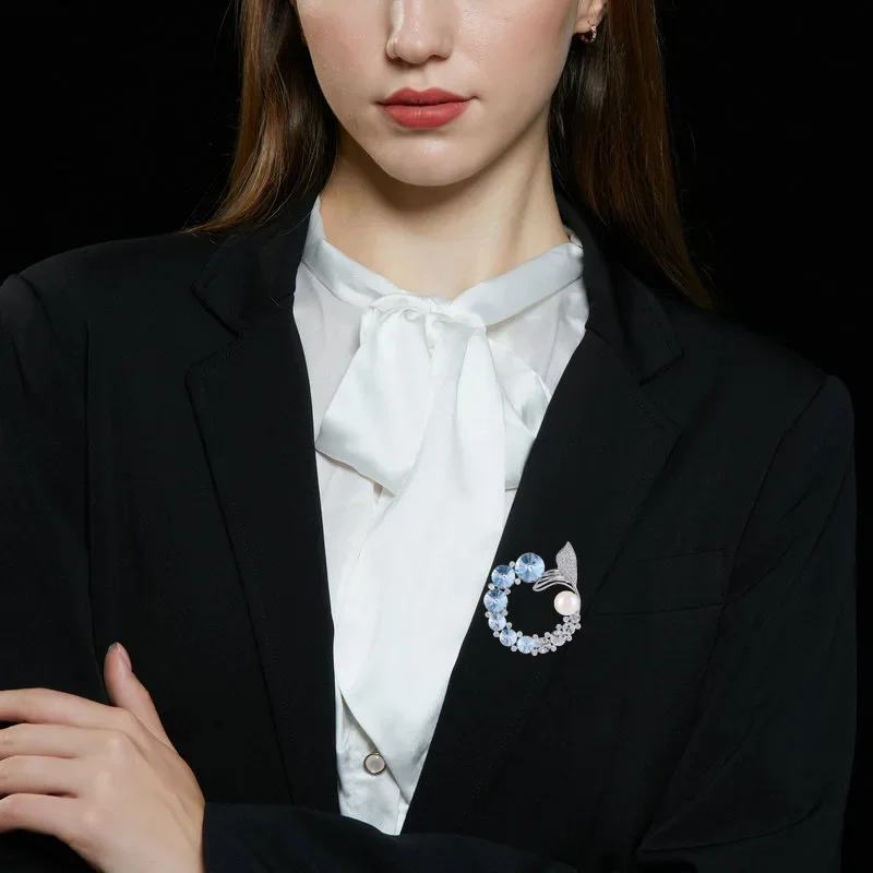 X-15 exquisite brooch natural pearl temperament pin suit clothing corsage accessories
X-15 exquisite brooch natural pearl temperament pin suit clothing corsage accessories