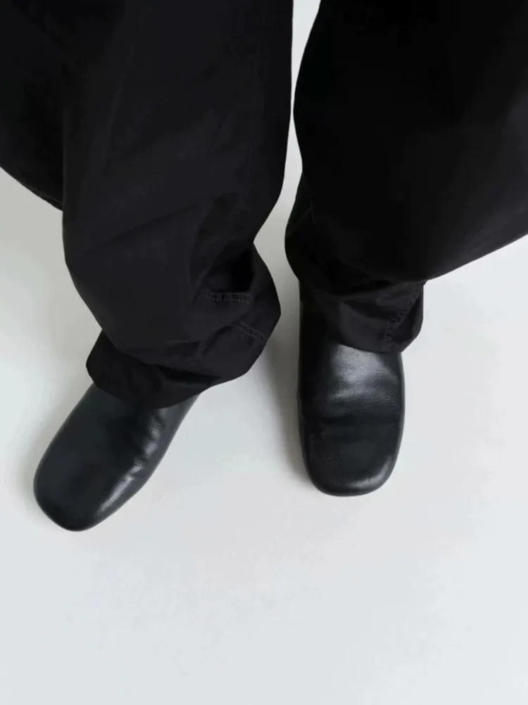 LEMA style black thin-soled monk shoes nappa cowhide round head one-pedal loafers
LEMA style black thin-soled monk shoes nappa cowhide round head one-pedal loafers