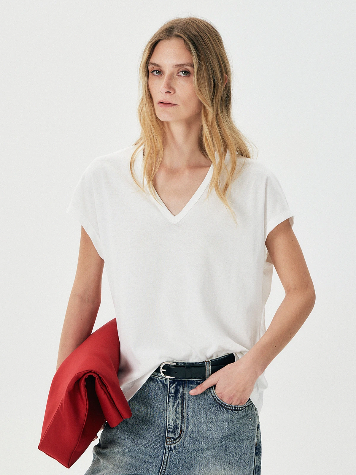 Thoransaura Casual Loose ort Sve T-irt Skin-friendly Breathable Cotton Linen Blend V-ne Flng Sve Women's Top
Thoransaura Casual Loose ort Sve T-irt Skin-friendly Breathable Cotton Linen Blend V-ne Flng Sve Women's Top