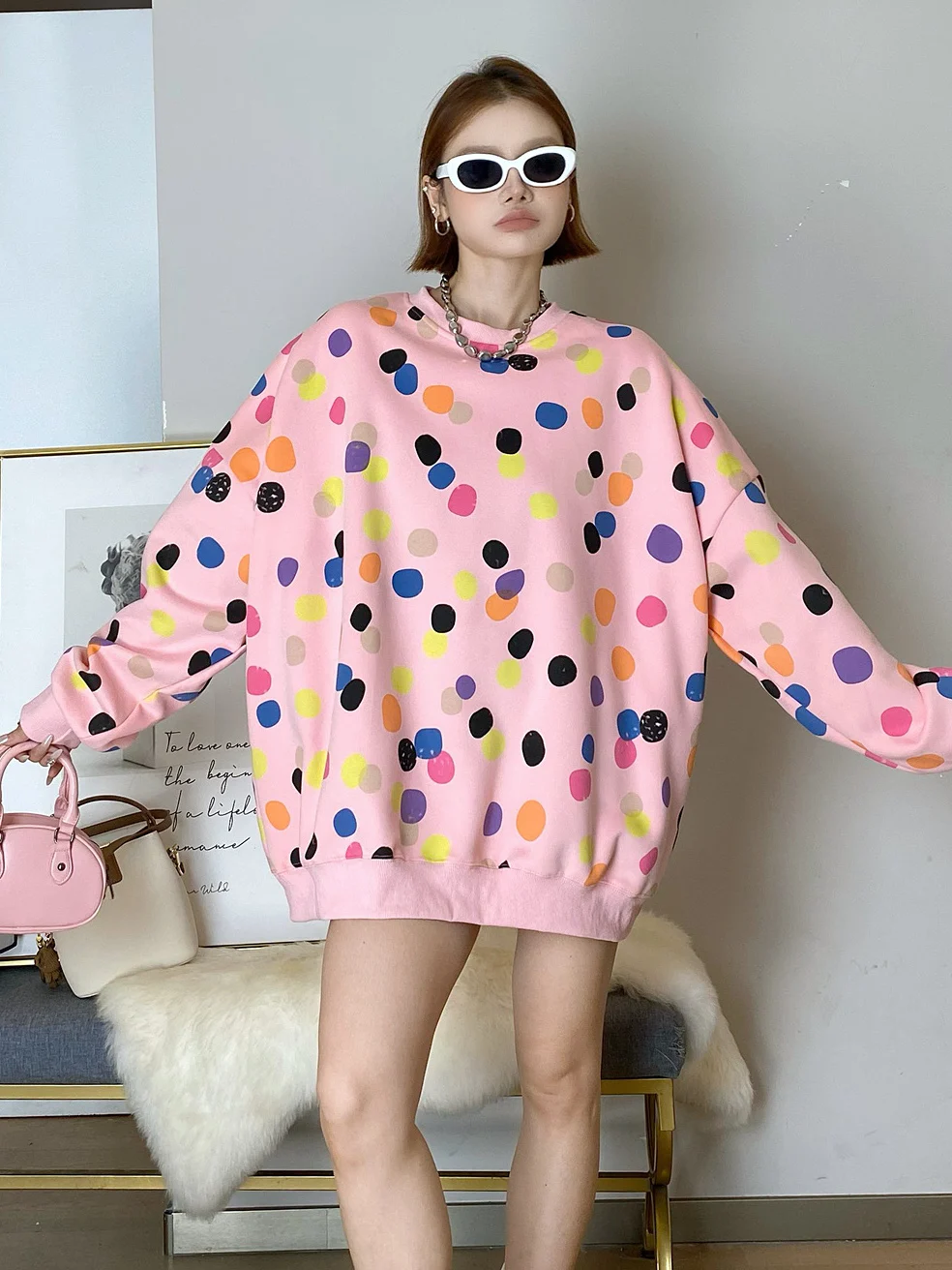 Женская толстовка с круглым вырезом, свободного кроя, в корейском стиле, модная, для ранней осени, новинка
Женская толстовка с круглым вырезом, свободного кроя, в корейском стиле, модная, для ранней осени, новинка