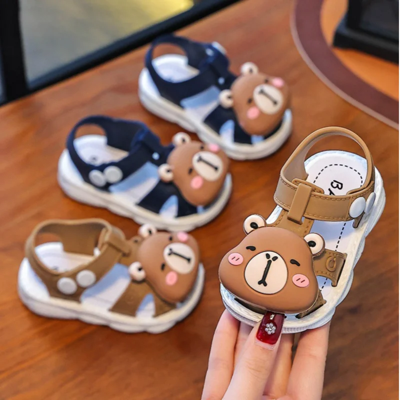 In 2025, the latest popular women's sandals feature floral designs, sweet and lovely bows, lightweight and breathable materials,
In 2025, the latest popular women's sandals feature floral designs, sweet and lovely bows, lightweight and breathable materials,