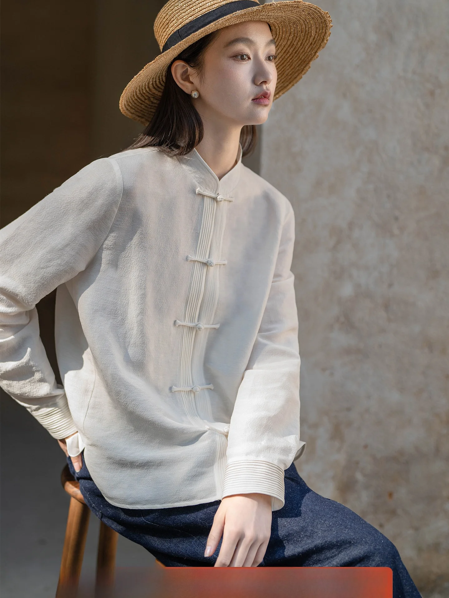 Romantic Intellectual New Chinese Style Shirt Original Silk Linen Accordion Pleat Shoulder Button Women's Long Sleeve Shirt
Romantic Intellectual New Chinese Style Shirt Original Silk Linen Accordion Pleat Shoulder Button Women's Long Sleeve Shirt