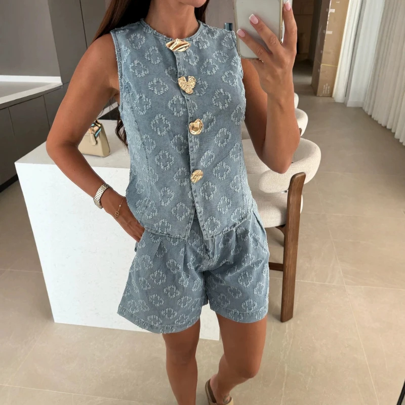2026 Summer Fashion Women's Cothing - Loose Sleeveless Denim Jacket Top - Casual High-Waisted Shorts Set
2026 Summer Fashion Women's Cothing - Loose Sleeveless Denim Jacket Top - Casual High-Waisted Shorts Set