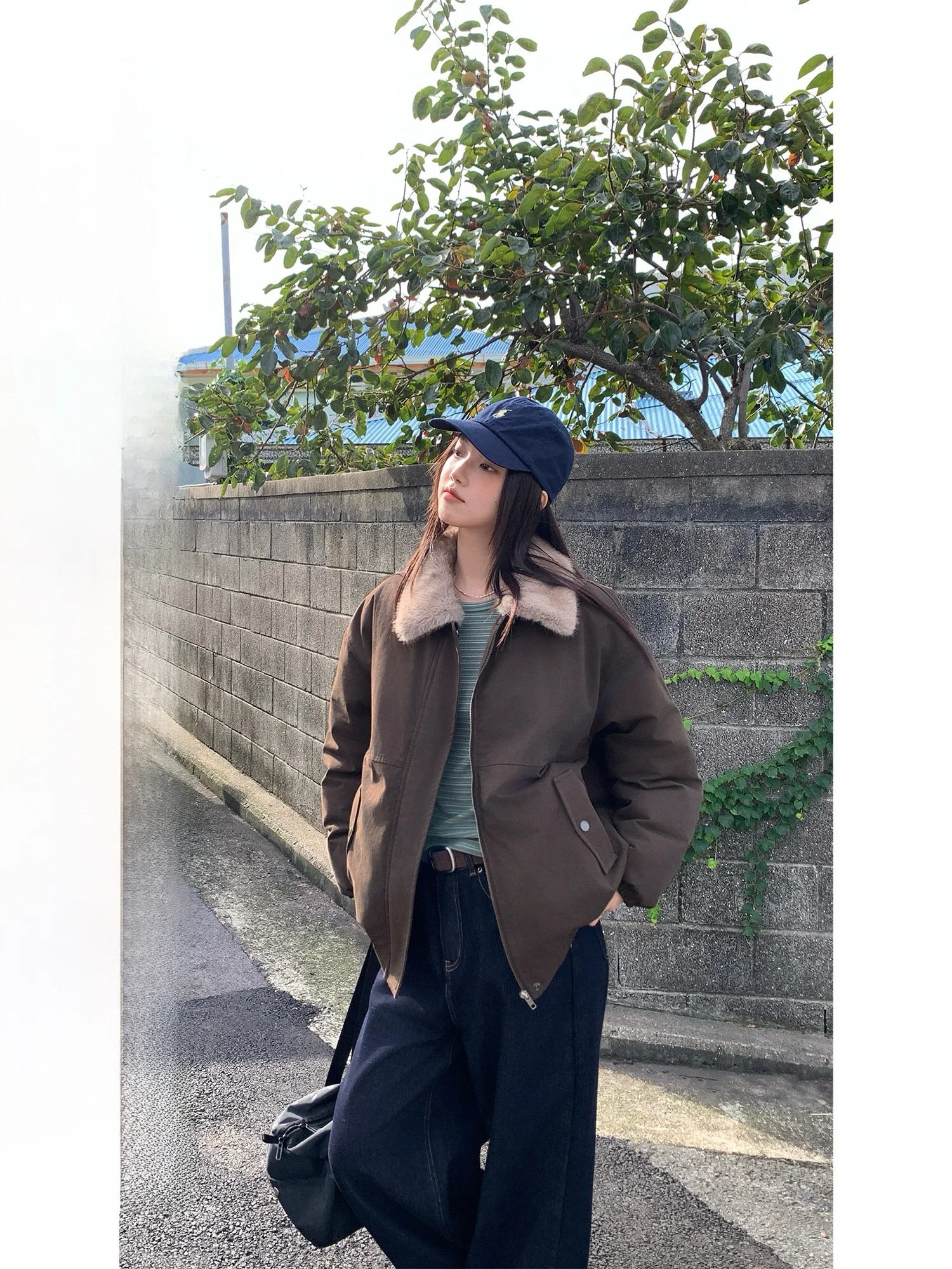 RAINY Street Sle Loose Fit Cotton Jaet Women's Removable Fur Collar Workwear Coat Warm Retro Outerwear Long Sve Zipper
RAINY Street Sle Loose Fit Cotton Jaet Women's Removable Fur Collar Workwear Coat Warm Retro Outerwear Long Sve Zipper