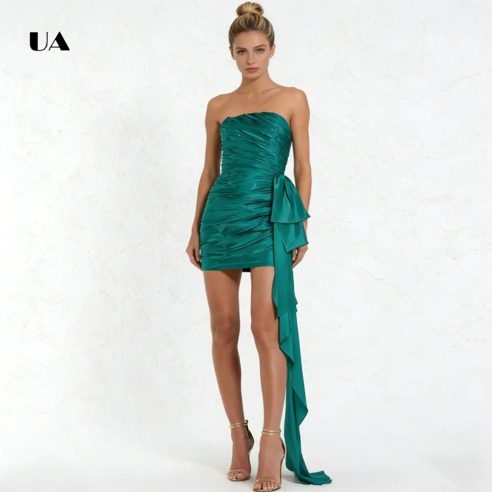 ULBYANRY Satin Sheath Mini Dress, Solid Strapless Evening Dresses for Women with Draped Detail, Sleeveless Customized Party Gown
ULBYANRY Satin Sheath Mini Dress, Solid Strapless Evening Dresses for Women with Draped Detail, Sleeveless Customized Party Gown