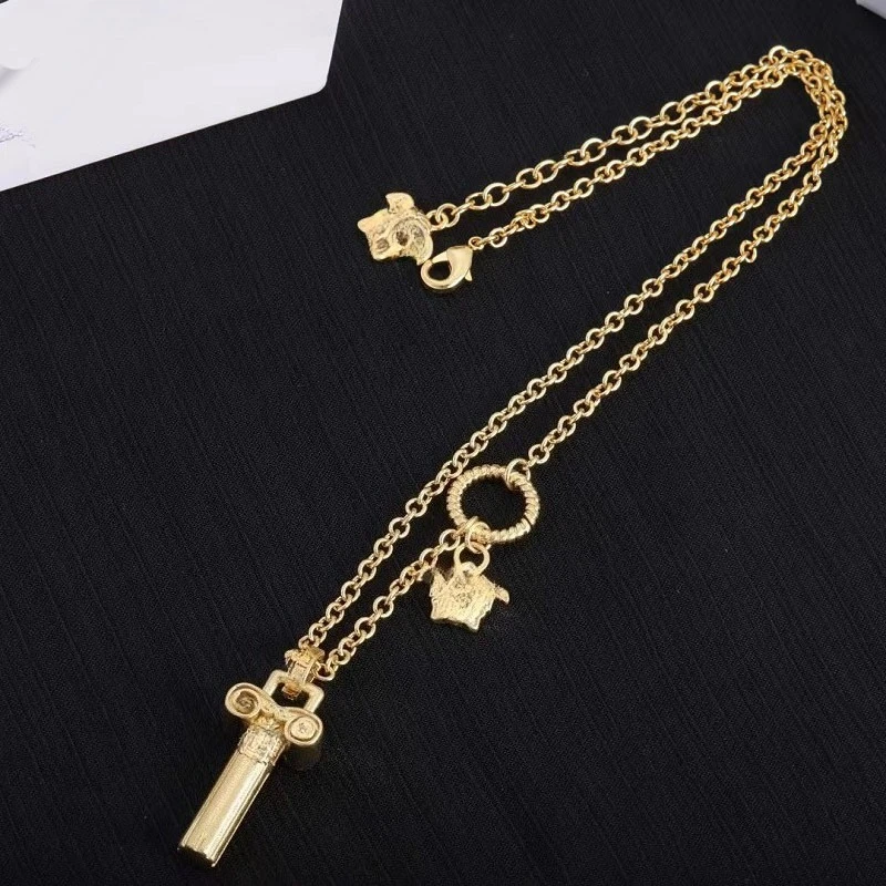 О-образная цепочка с красивым узором на спине, ожерелье, ниша, европейская и американская темпераментная цепочка для свитера
О-образная цепочка с красивым узором на спине, ожерелье, ниша, европейская и американская темпераментная цепочка для свитера