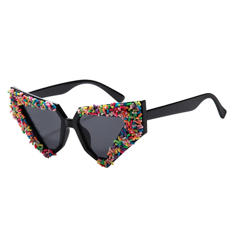 New INS Trendy Women's Triangle Sunglasses Candy Decoration Sunscreen Mirrors Fashion Personality Polygonal Sunscreen Glasses
New INS Trendy Women's Triangle Sunglasses Candy Decoration Sunscreen Mirrors Fashion Personality Polygonal Sunscreen Glasses