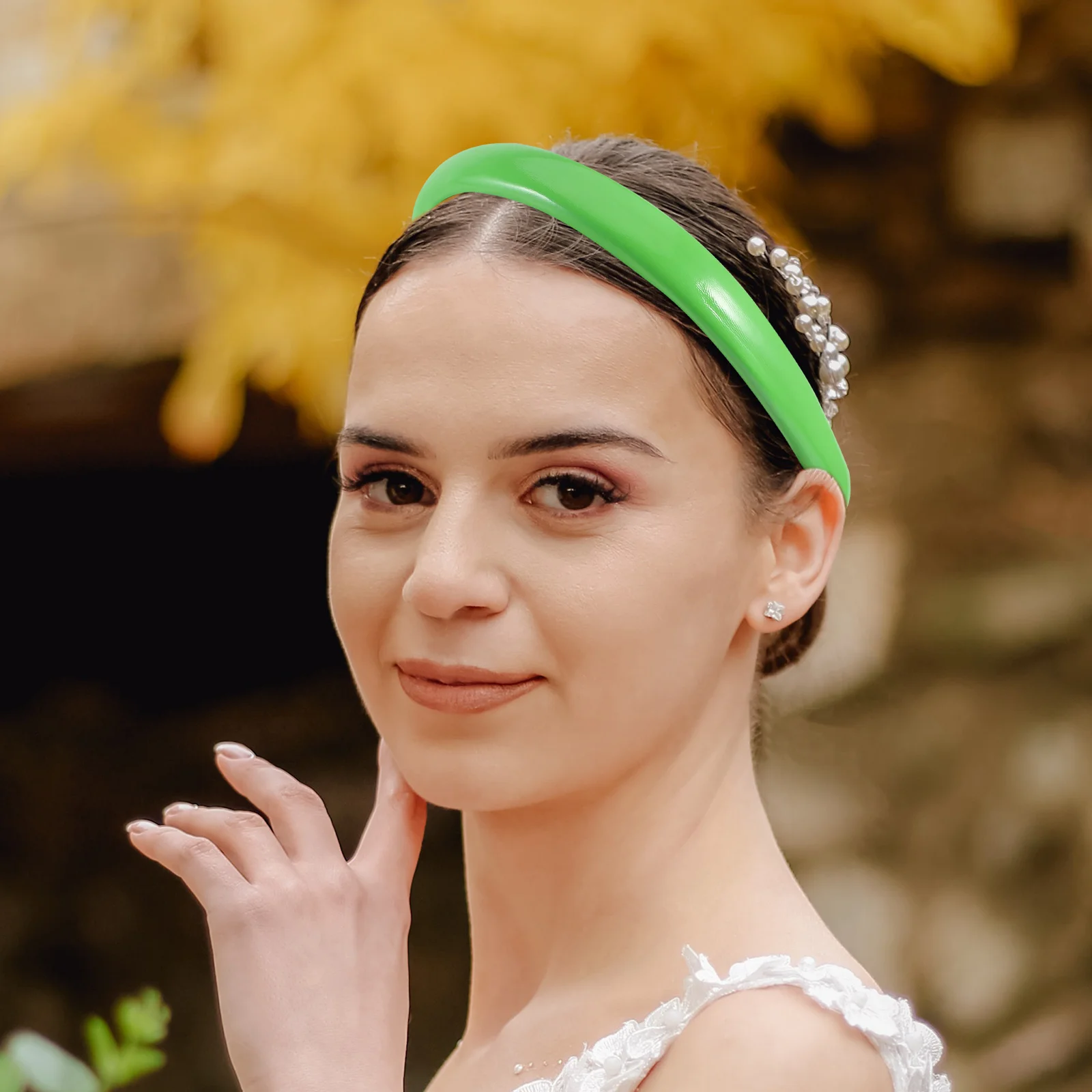 Glossy PU Wide Headband for Women Non Solid Color Hair Hoop Comfortable Vintage Style Party Accessory Ladies Wear
Glossy PU Wide Headband for Women Non Solid Color Hair Hoop Comfortable Vintage Style Party Accessory Ladies Wear
