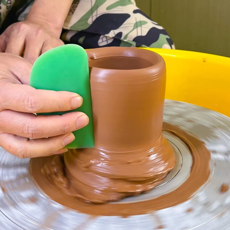 4 шт./компл. скребок для керамики, силиконовые ребрышки, глиняная скульптура, нарисованная керамическая формовка, полированная наклейка, бумажный мастерок, керамические инструменты
4 шт./компл. скребок для керамики, силиконовые ребрышки, глиняная скульптура, нарисованная керамическая формовка, полированная наклейка, бумажный мастерок, керамические инструменты