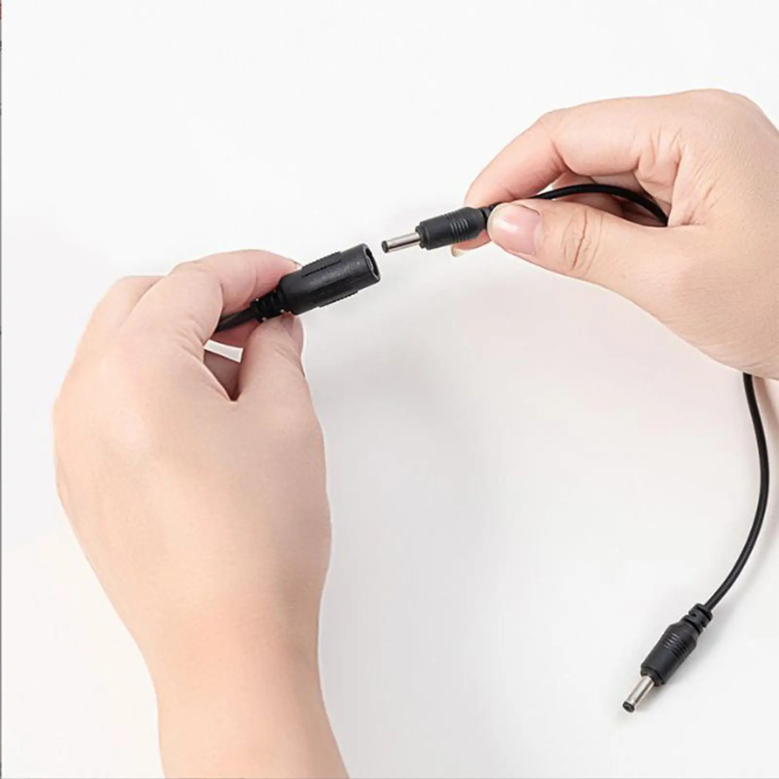 Зимние перчатки с подогревом, грелки для рук в холодную погоду, USB-перчатки, грелки для рук, нескользящие для занятий спортом на открытом воздухе, работы по снегу, езды на мотоцикле
Зимние перчатки с подогревом, грелки для рук в холодную погоду, USB-перчатки, грелки для рук, нескользящие для занятий спортом на открытом воздухе, работы по снегу, езды на мотоцикле