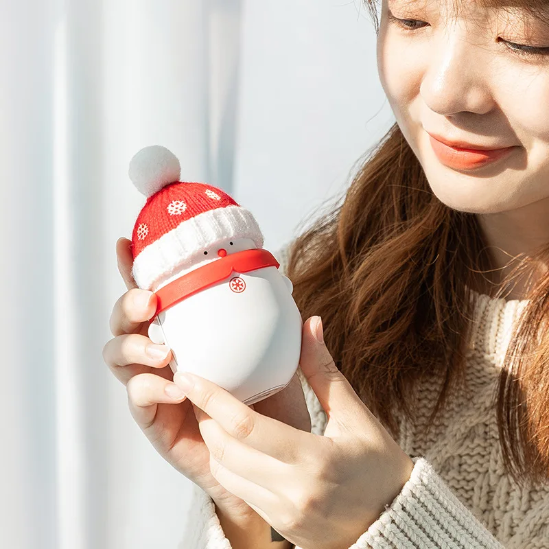 Snowman charging hand warming treasure dual -use mobile power supply two -sided heat Christmas New Year gift gift
Snowman charging hand warming treasure dual -use mobile power supply two -sided heat Christmas New Year gift gift