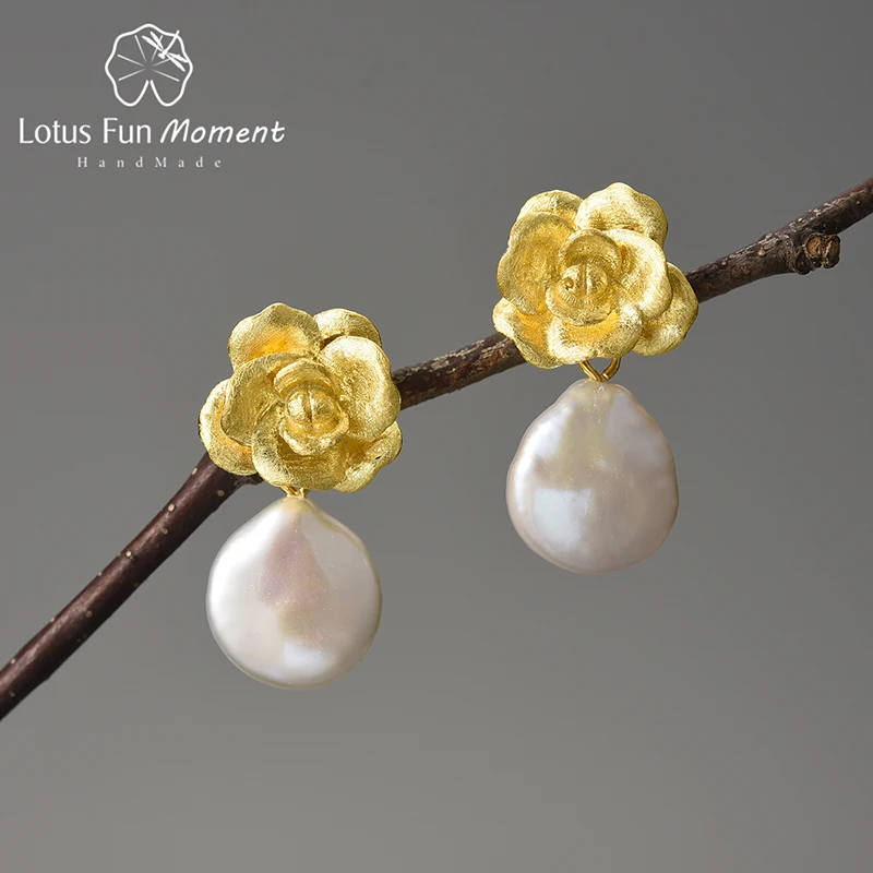 Lotus Fun Moment French Natural Baroque Pearl Camellia Flower Dangle Earrings for Women Real 925 Sterling Silver Fine Jewelry
Lotus Fun Moment French Natural Baroque Pearl Camellia Flower Dangle Earrings for Women Real 925 Sterling Silver Fine Jewelry