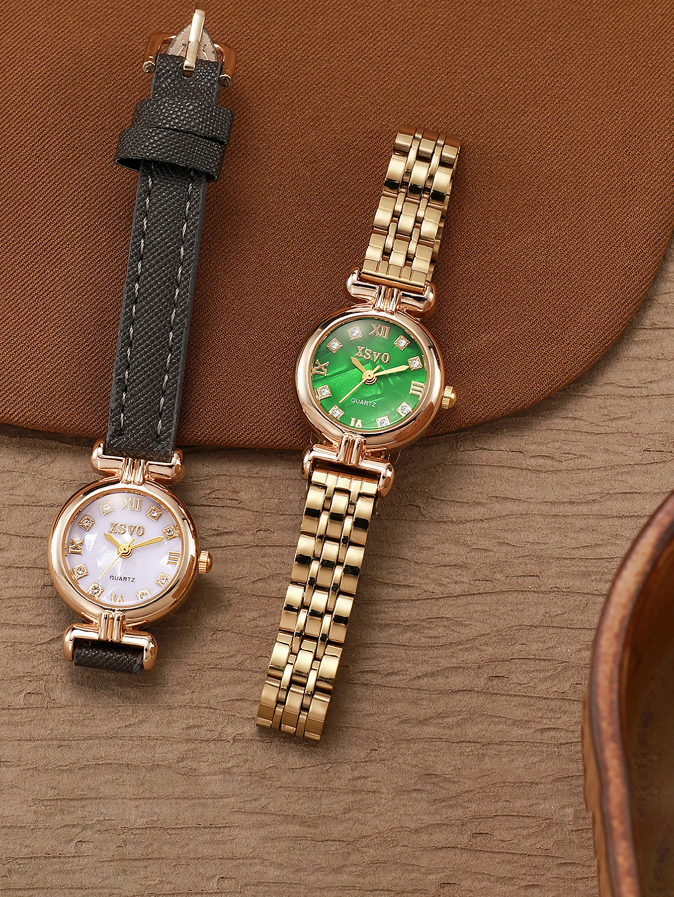 Легкие роскошные нишевые высококачественные женские кварцевые часы с маленьким круглым циферблатом для подарков на Рождество и Хэллоуин
Легкие роскошные нишевые высококачественные женские кварцевые часы с маленьким круглым циферблатом для подарков на Рождество и Хэллоуин