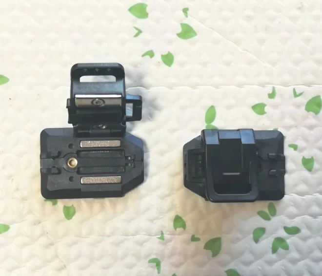 SKYCOM T-208H clamp T-208 T208 T-207 GX36 GX37 FX35 FX37 Fusion Splicer fiber Original holder
SKYCOM T-208H clamp T-208 T208 T-207 GX36 GX37 FX35 FX37 Fusion Splicer fiber Original holder