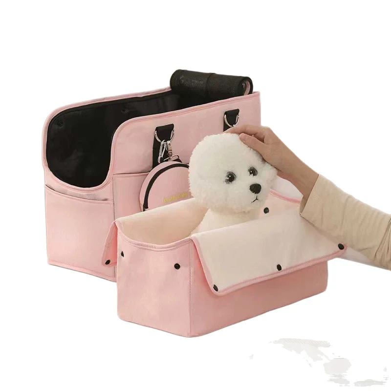 Car cat bag Large capacity pet bag Cat messenger bag Dog going messenger shoulder
Car cat bag Large capacity pet bag Cat messenger bag Dog going messenger shoulder