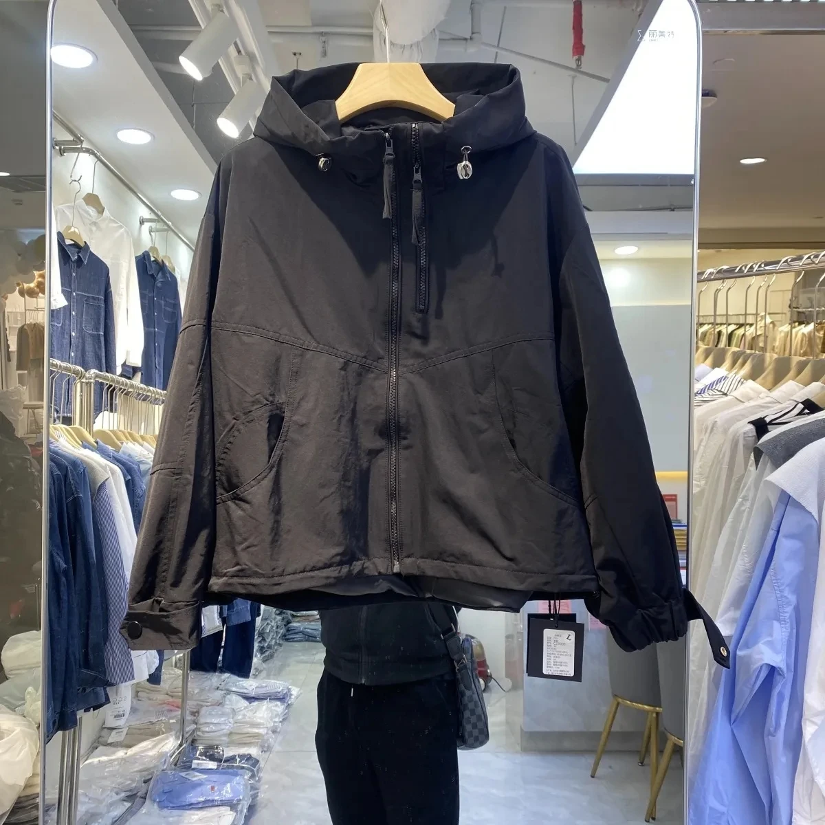 Hooded Women's Jacket Spring Autumn Windbreak Jacket female Coat Casual Outwear Coat korean loose clothes Woman clothing
Hooded Women's Jacket Spring Autumn Windbreak Jacket female Coat Casual Outwear Coat korean loose clothes Woman clothing