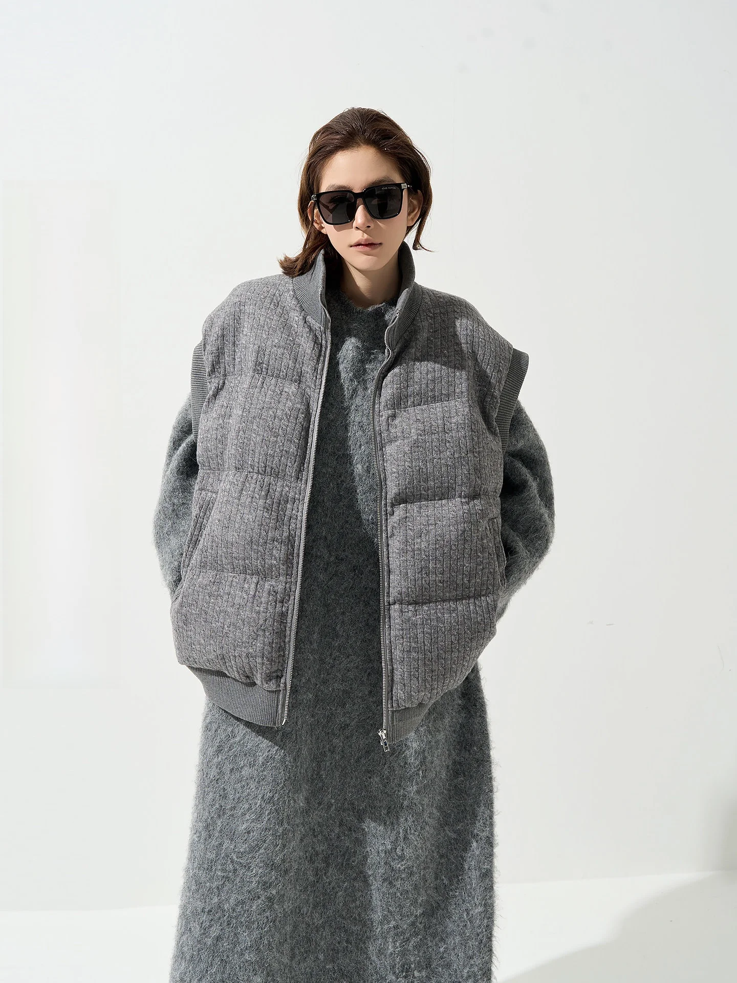 Женский утепленный жилет Wutong с воротником-стойкой из хлопка, осенне-зимний, свободный, теплый, универсальный, на пуговицах, без рукавов
Женский утепленный жилет Wutong с воротником-стойкой из хлопка, осенне-зимний, свободный, теплый, универсальный, на пуговицах, без рукавов