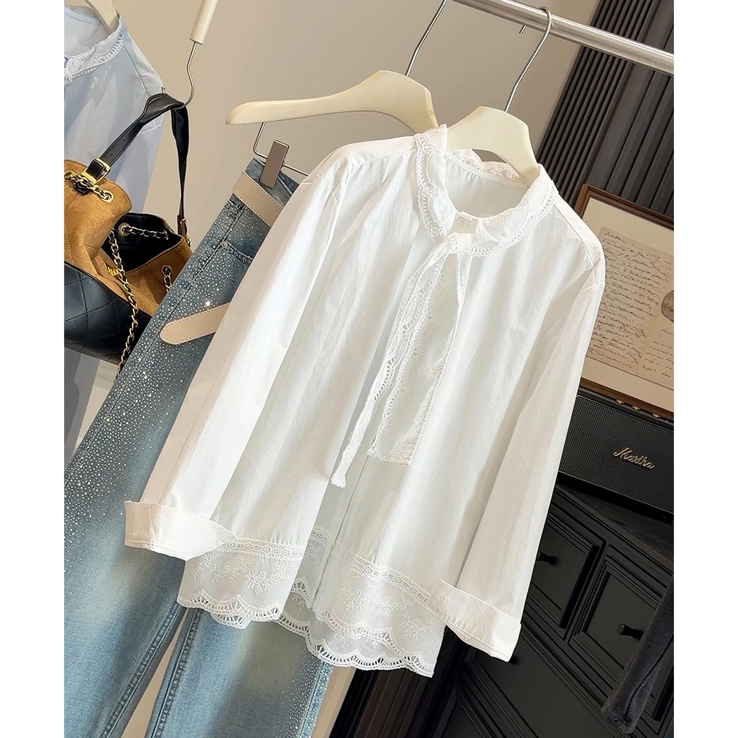 Women's Lace Trim Bow Blouse, Long Sleeve Button-Down Shirt with Lace Neckline and Hem, Elegant Office & Casual Wear
Women's Lace Trim Bow Blouse, Long Sleeve Button-Down Shirt with Lace Neckline and Hem, Elegant Office & Casual Wear