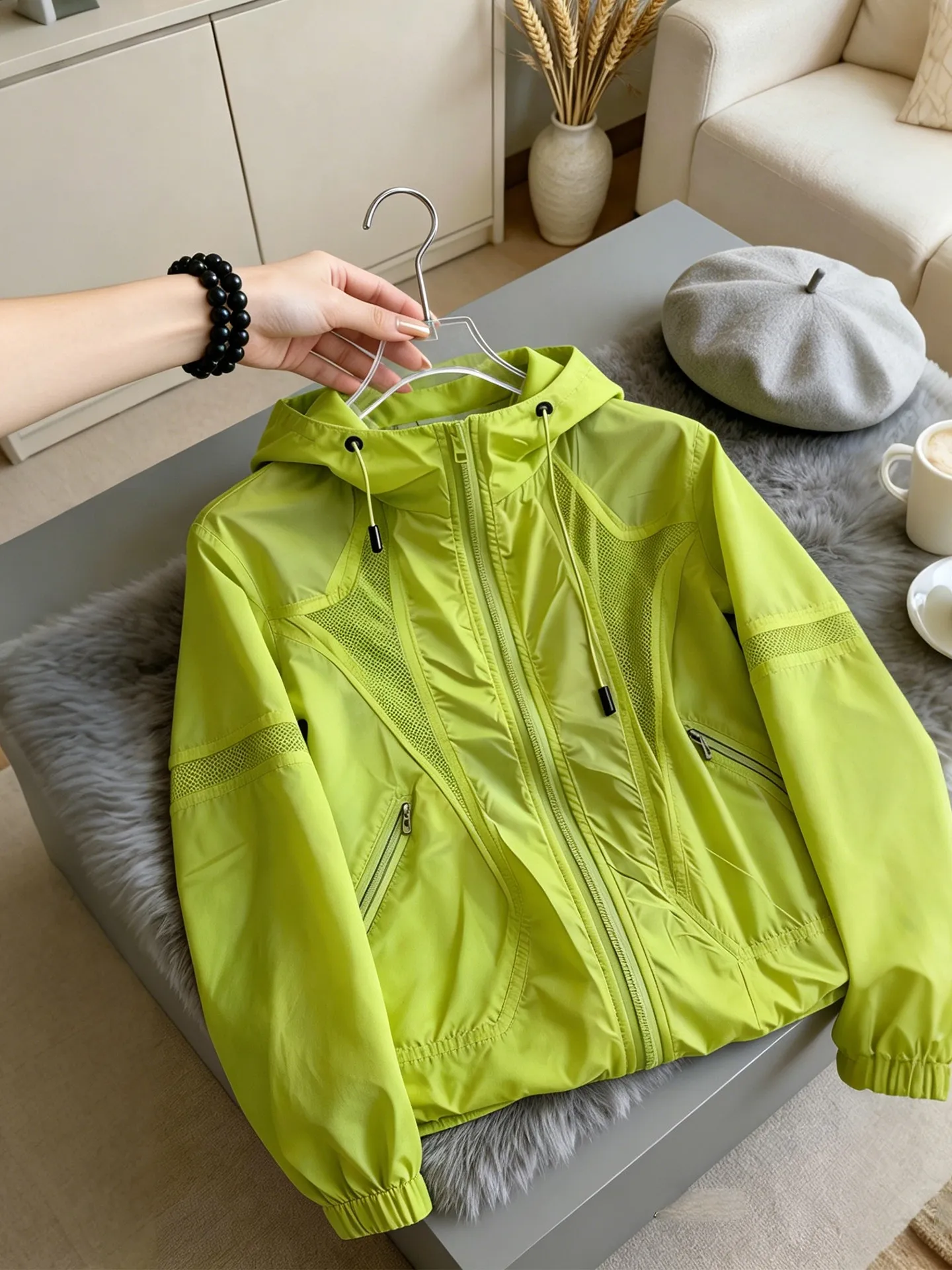 Fashionable Hooded Sun Protection Women's Jacket 2026 New Summer OOTD Breathable Long Sleeve Commute Style Casual Outerwear
Fashionable Hooded Sun Protection Women's Jacket 2026 New Summer OOTD Breathable Long Sleeve Commute Style Casual Outerwear