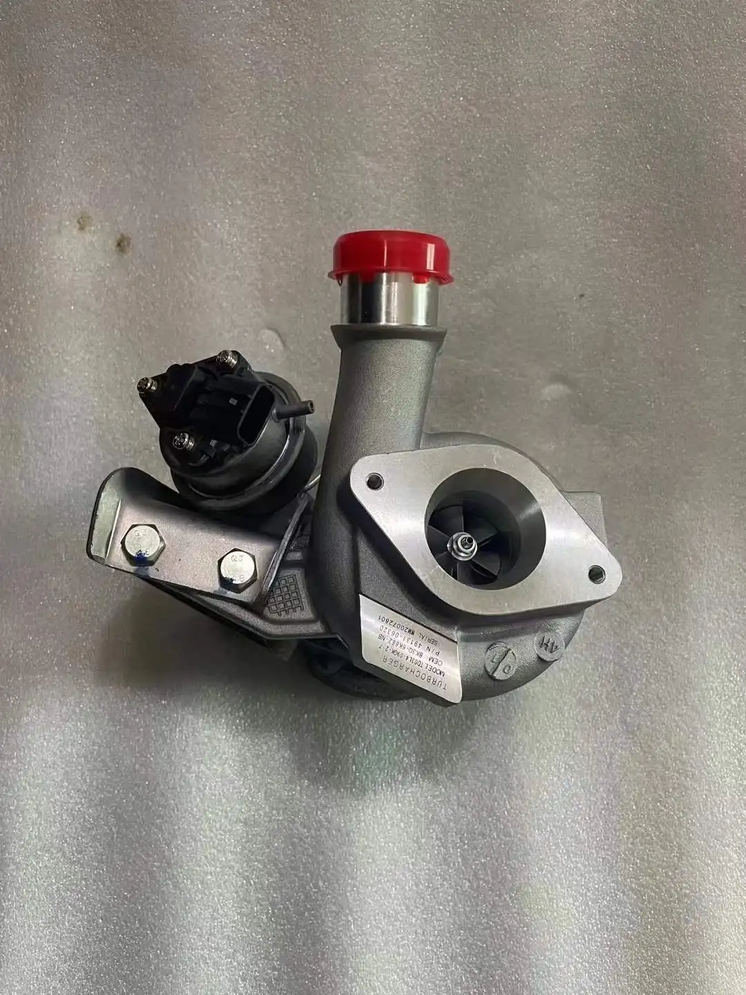 Турбокомпрессор Ford 2.2 дизельного двигателя 49131-06320 49131-06300 BK3Q-6K682-NA
Турбокомпрессор Ford 2.2 дизельного двигателя 49131-06320 49131-06300 BK3Q-6K682-NA