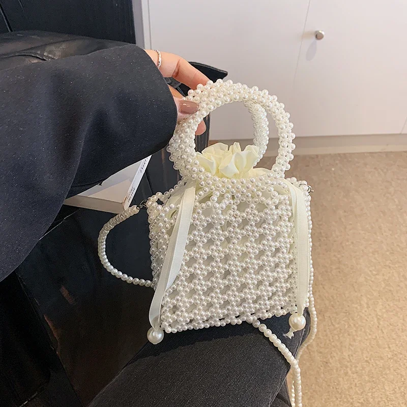 Luxury Silver Pearl Evening Clutch Bag For Women Party Wedding Designer Handbag Purse Female Hollow Out Shoulder Crossbody Bag
Luxury Silver Pearl Evening Clutch Bag For Women Party Wedding Designer Handbag Purse Female Hollow Out Shoulder Crossbody Bag