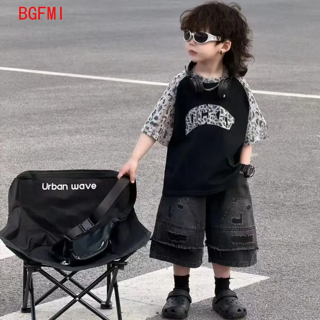 Children's 2026 Summer Boys' New Trendy Leopard Pattern Patchwork Short Sleeve+denim Shorts Korean Casual Boy Baby Kid 2pcs Set
Children's 2026 Summer Boys' New Trendy Leopard Pattern Patchwork Short Sleeve+denim Shorts Korean Casual Boy Baby Kid 2pcs Set
