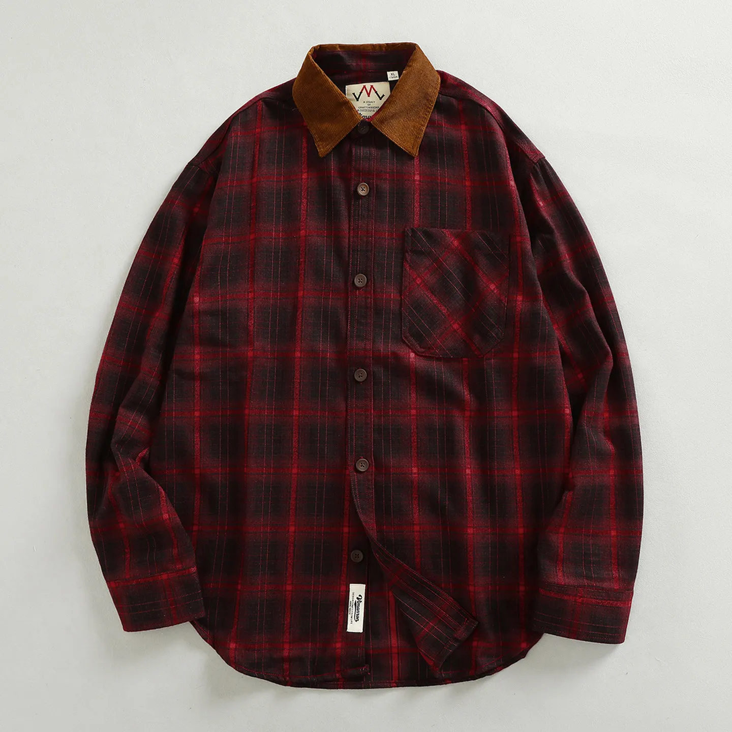 Corduroy splicing thick brushed plaid long-sleeved shirt men's American retro street trend pocket shirt jacket
Corduroy splicing thick brushed plaid long-sleeved shirt men's American retro street trend pocket shirt jacket