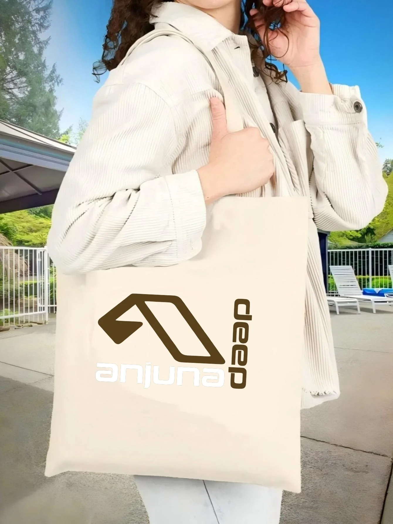 Сумка-тоут Anjuna da 2026: Новинка, унисекс, из холщовой ткани, вместительная, прочная, многоразовая, многофункциональная, на плечо, для повседневного использования/путешествий, размер M
Сумка-тоут Anjuna da 2026: Новинка, унисекс, из холщовой ткани, вместительная, прочная, многоразовая, многофункциональная, на плечо, для повседневного использования/путешествий, размер M