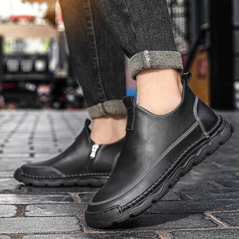 Fashion Brand Men's Comfortable Ankle Soft Soled Casual Sports Short Boots Autumn New Men's Breathable and Non Slip Outdoor Boot
Fashion Brand Men's Comfortable Ankle Soft Soled Casual Sports Short Boots Autumn New Men's Breathable and Non Slip Outdoor Boot