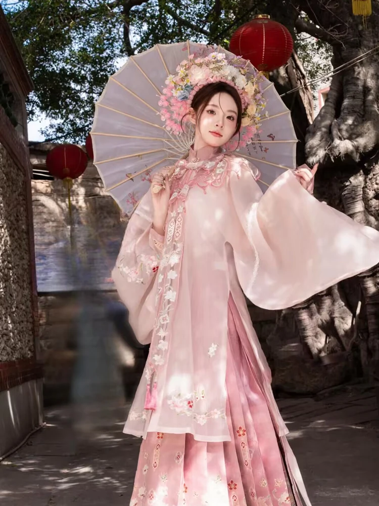 Fuzhou Hanfu Clothing Pink Ming Dynasty Style Cloud Shoulder Face Skirt Travel Photography Girl's Traditional Chinese C...
Fuzhou Hanfu Clothing Pink Ming Dynasty Style Cloud Shoulder Face Skirt Travel Photography Girl's Traditional Chinese C...