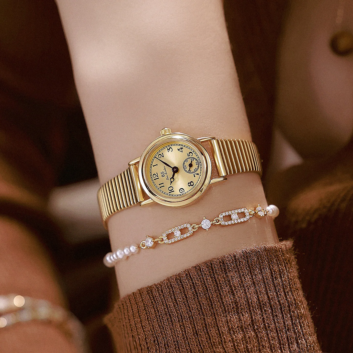 BS Women's Watch Vintage Watch for Girls Wristwatch for Women Simple and Modern Watch Bamboo-Weave Strap Reloj para Mujer
BS Women's Watch Vintage Watch for Girls Wristwatch for Women Simple and Modern Watch Bamboo-Weave Strap Reloj para Mujer