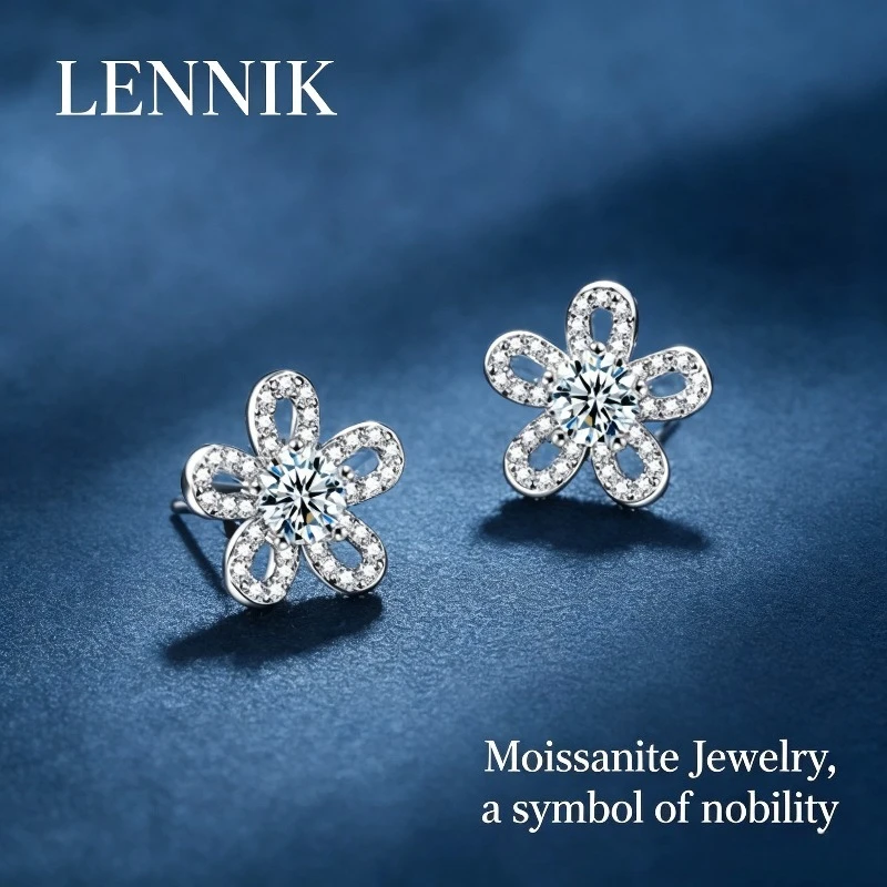 LENNIK S925 Sterling Silver Hollow Out Sunflower Moissanite Stud Earrings Minimalist Premium Texture Jewelry for Women
LENNIK S925 Sterling Silver Hollow Out Sunflower Moissanite Stud Earrings Minimalist Premium Texture Jewelry for Women
