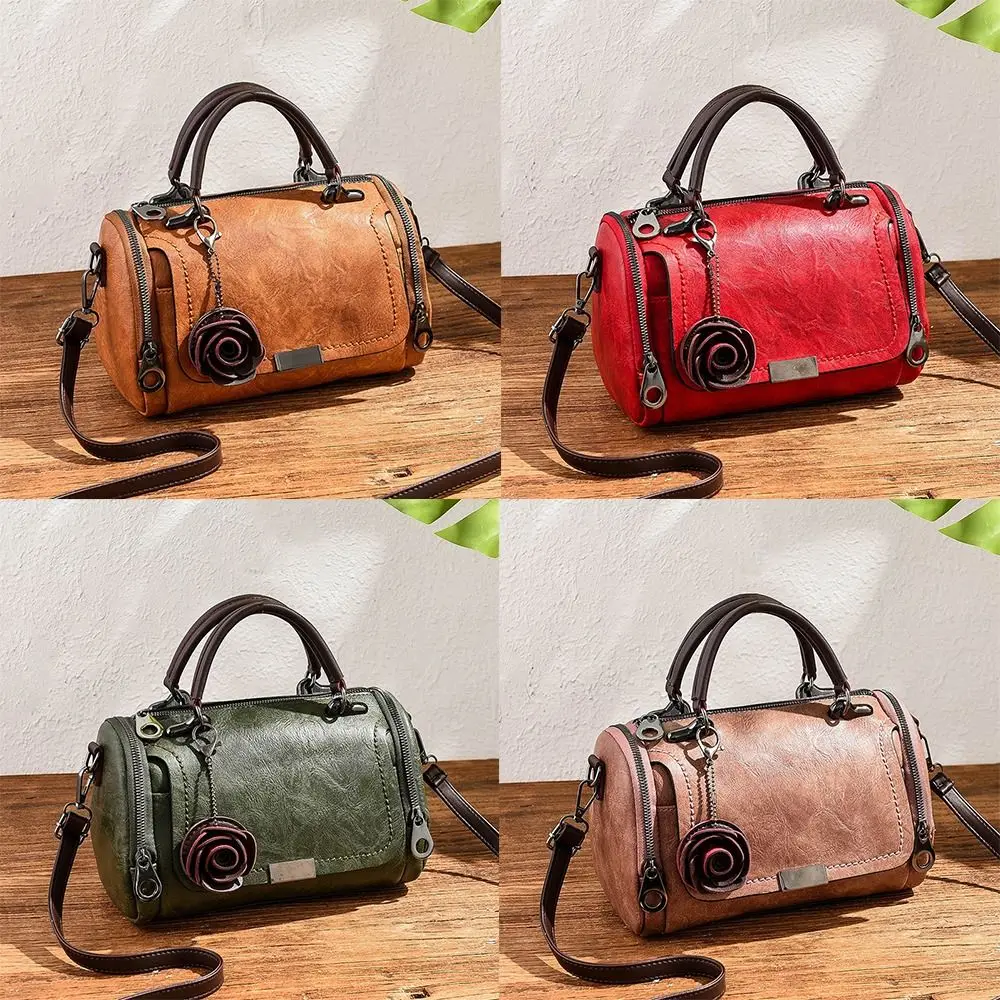 Luxury Design PU Leather Shoulder Bag Solid Color Small Flower Pendant Designer Handbag Straddle Bag Women Use
Luxury Design PU Leather Shoulder Bag Solid Color Small Flower Pendant Designer Handbag Straddle Bag Women Use