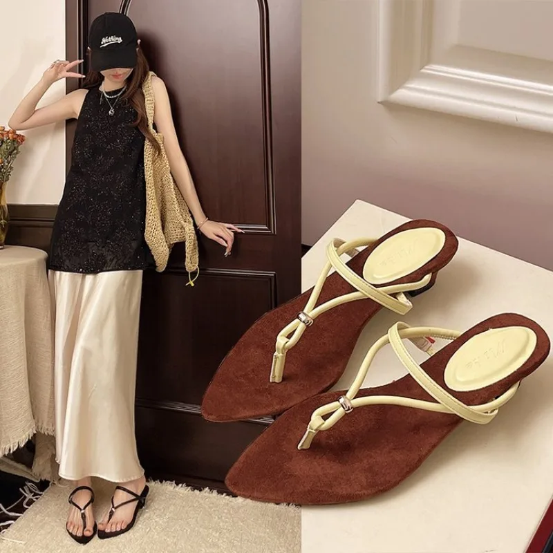 Retro Square Toe Clip Toe Sandals Kitten Heel Back Strap Brown Solid Concise French Style Sexy Fashion Women Shoes Summer Casual
Retro Square Toe Clip Toe Sandals Kitten Heel Back Strap Brown Solid Concise French Style Sexy Fashion Women Shoes Summer Casual
