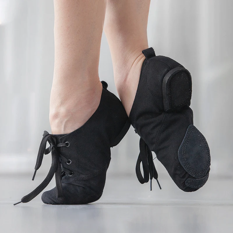 Canvas Dance Shoes Women's Soft-Soled Training Shoes Teacher's Latin Jazz Dance Shoes Child Girls Jazz Shoes Men
Canvas Dance Shoes Women's Soft-Soled Training Shoes Teacher's Latin Jazz Dance Shoes Child Girls Jazz Shoes Men