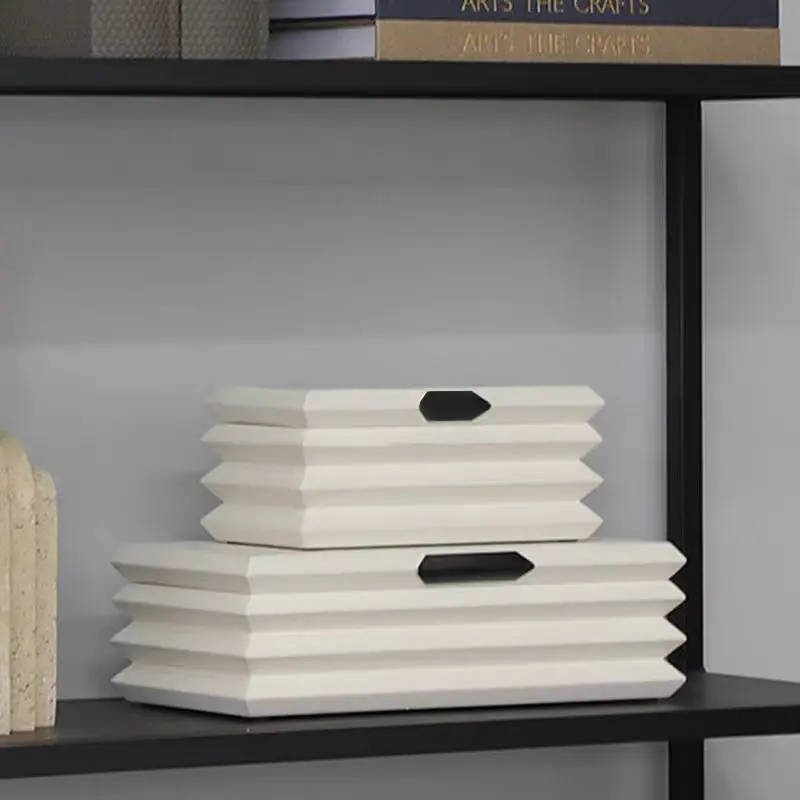 Large Box Leather Storage Boxes Ring Bracelets Necklaces Earring Organizer Case Woman Accessories Container
Large Box Leather Storage Boxes Ring Bracelets Necklaces Earring Organizer Case Woman Accessories Container