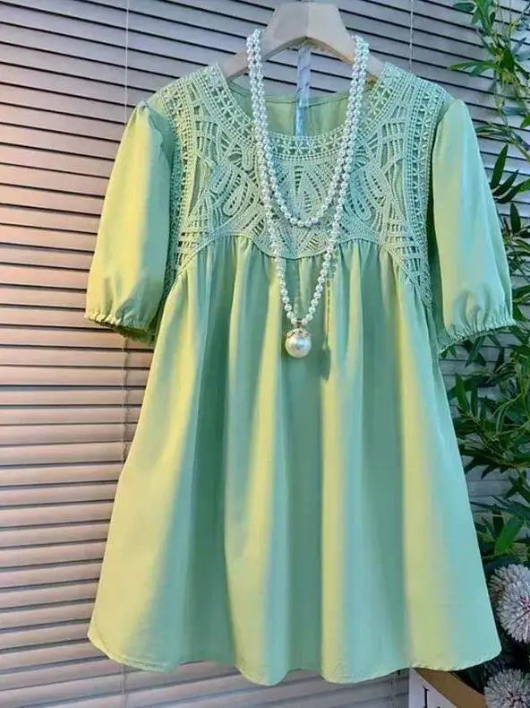 plus Size 300 Pounds Hook Flower Hollow Short Sleeve Women's Summer Loose Belly Cover Versatile Small Shirt Top Casual Style
plus Size 300 Pounds Hook Flower Hollow Short Sleeve Women's Summer Loose Belly Cover Versatile Small Shirt Top Casual Style
