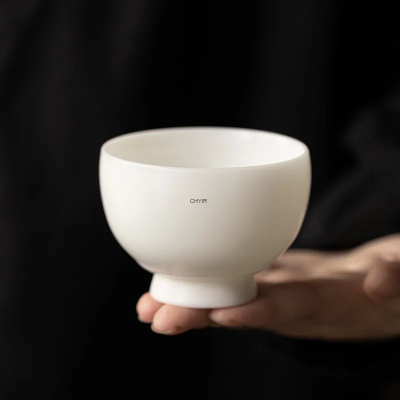White Jade Clay Tea Cup Master Cup Home Use Dehua Ceramic Single Cup Tasting Cup Handmade Personal Water Cup Kung Fu Tea Set
White Jade Clay Tea Cup Master Cup Home Use Dehua Ceramic Single Cup Tasting Cup Handmade Personal Water Cup Kung Fu Tea Set
