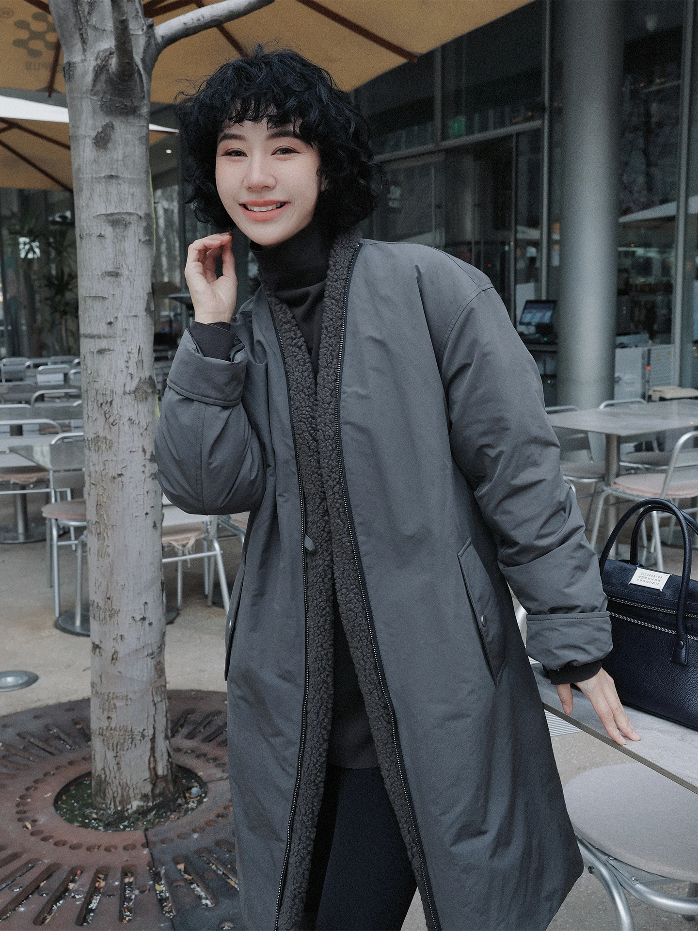 Пальто женское длинное зимнее Nordic Walk TT с утолщенной отделкой из овечьего меха и гусиным пухом, повседневное, в стиле пэчворк
Пальто женское длинное зимнее Nordic Walk TT с утолщенной отделкой из овечьего меха и гусиным пухом, повседневное, в стиле пэчворк