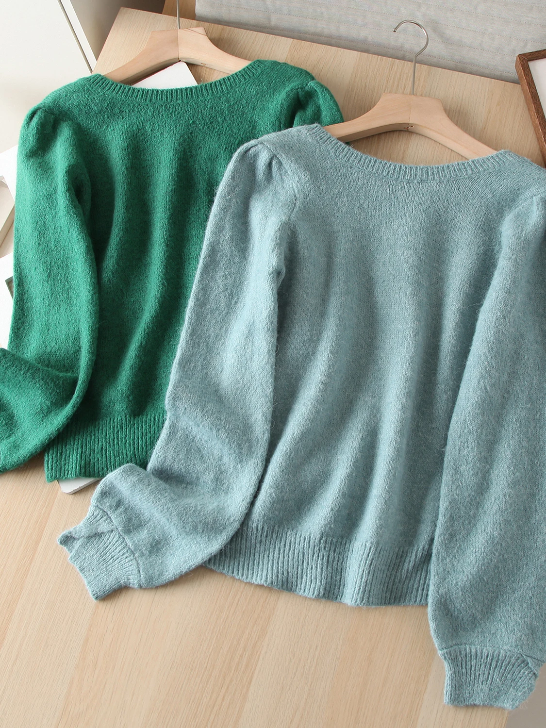 Вязаный свитер из мягкой шерсти, женский свитер Crew Ne Long Sve Thermal Regular Fit, осень-зима, новый Sle Vast HaoFei для поездок на работу
Вязаный свитер из мягкой шерсти, женский свитер Crew Ne Long Sve Thermal Regular Fit, осень-зима, новый Sle Vast HaoFei для поездок на работу