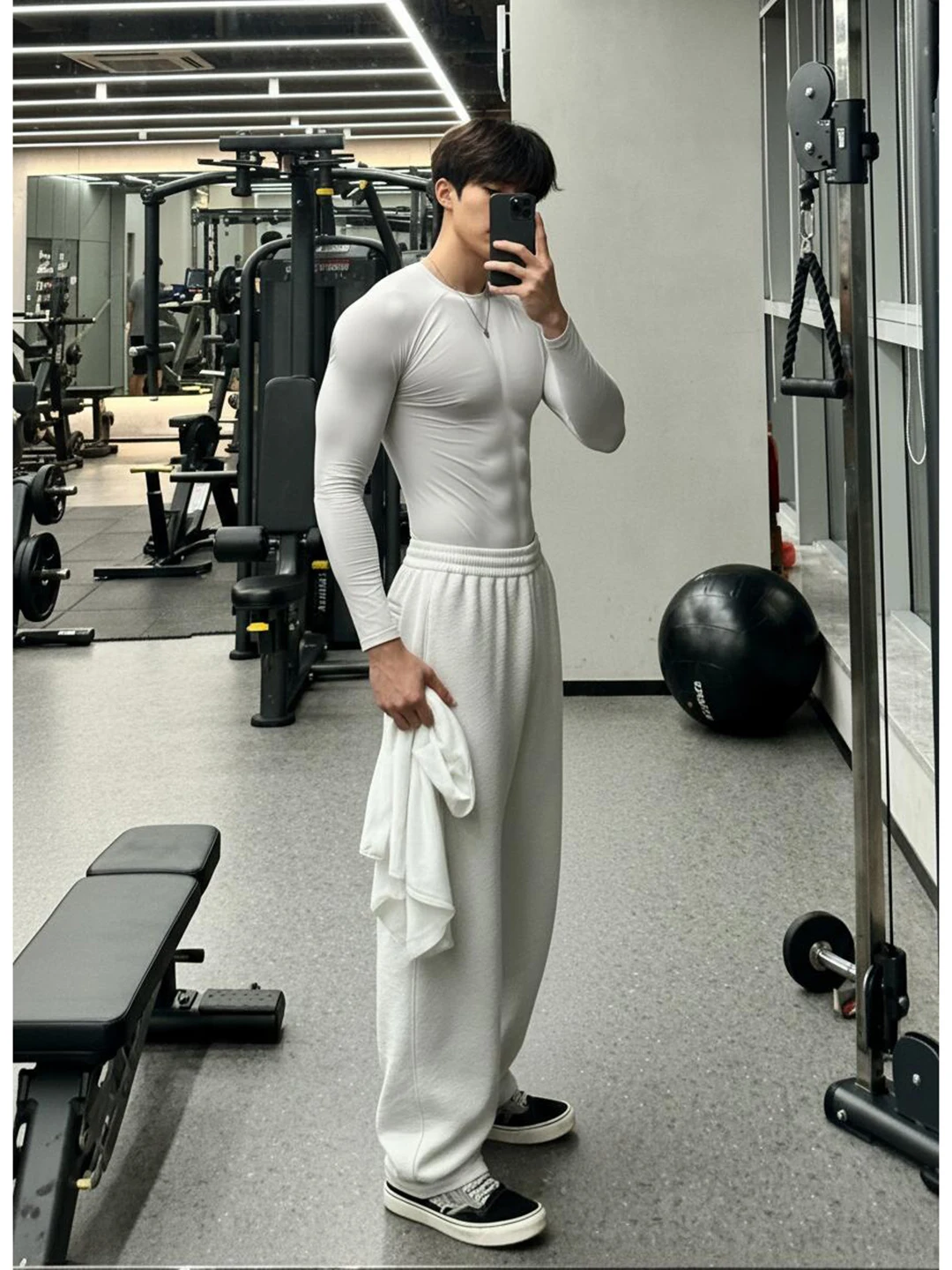 White American Sle Fitn Sports Pants Men's Autumn Winter Thiened Fce Lined Bend Knife Straight Leg Pants
White American Sle Fitn Sports Pants Men's Autumn Winter Thiened Fce Lined Bend Knife Straight Leg Pants