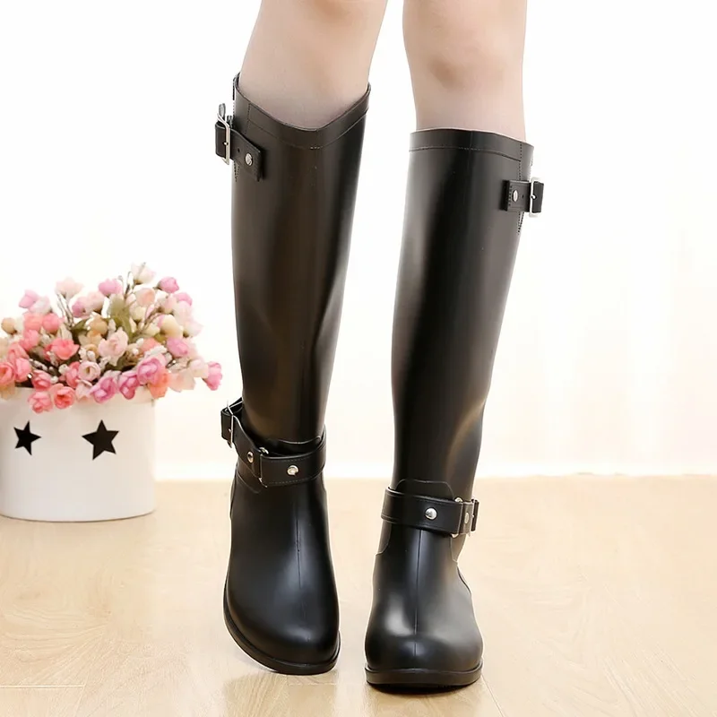 Rain Boots Women Waterproof Rubber Boots for Women Fashion Back Zipper Rain Boots Woman Water Shoes Zapatos Impermeable Mujer
Rain Boots Women Waterproof Rubber Boots for Women Fashion Back Zipper Rain Boots Woman Water Shoes Zapatos Impermeable Mujer