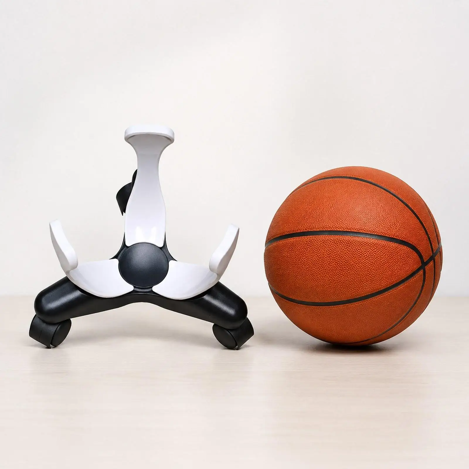 Low Center Dribbling Sliding Clamp Basketball Training Equipment Flexible Ball Holder
Low Center Dribbling Sliding Clamp Basketball Training Equipment Flexible Ball Holder