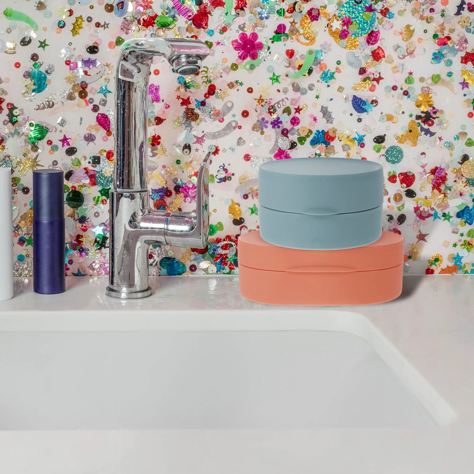 2Pcs Creative Soap Boxes Portable Travel Holders Water Drainage Storage Organizer Assorted Soap Box Storage Box
2Pcs Creative Soap Boxes Portable Travel Holders Water Drainage Storage Organizer Assorted Soap Box Storage Box