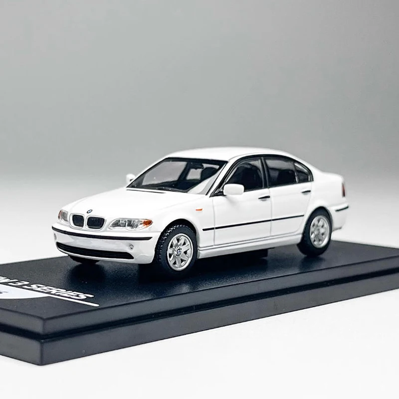 AR BOX 1:64 Scale E46 3 Series 50th Anniversary Alloy Car Model Classics Adult Souvenir Gift Static Display
AR BOX 1:64 Scale E46 3 Series 50th Anniversary Alloy Car Model Classics Adult Souvenir Gift Static Display