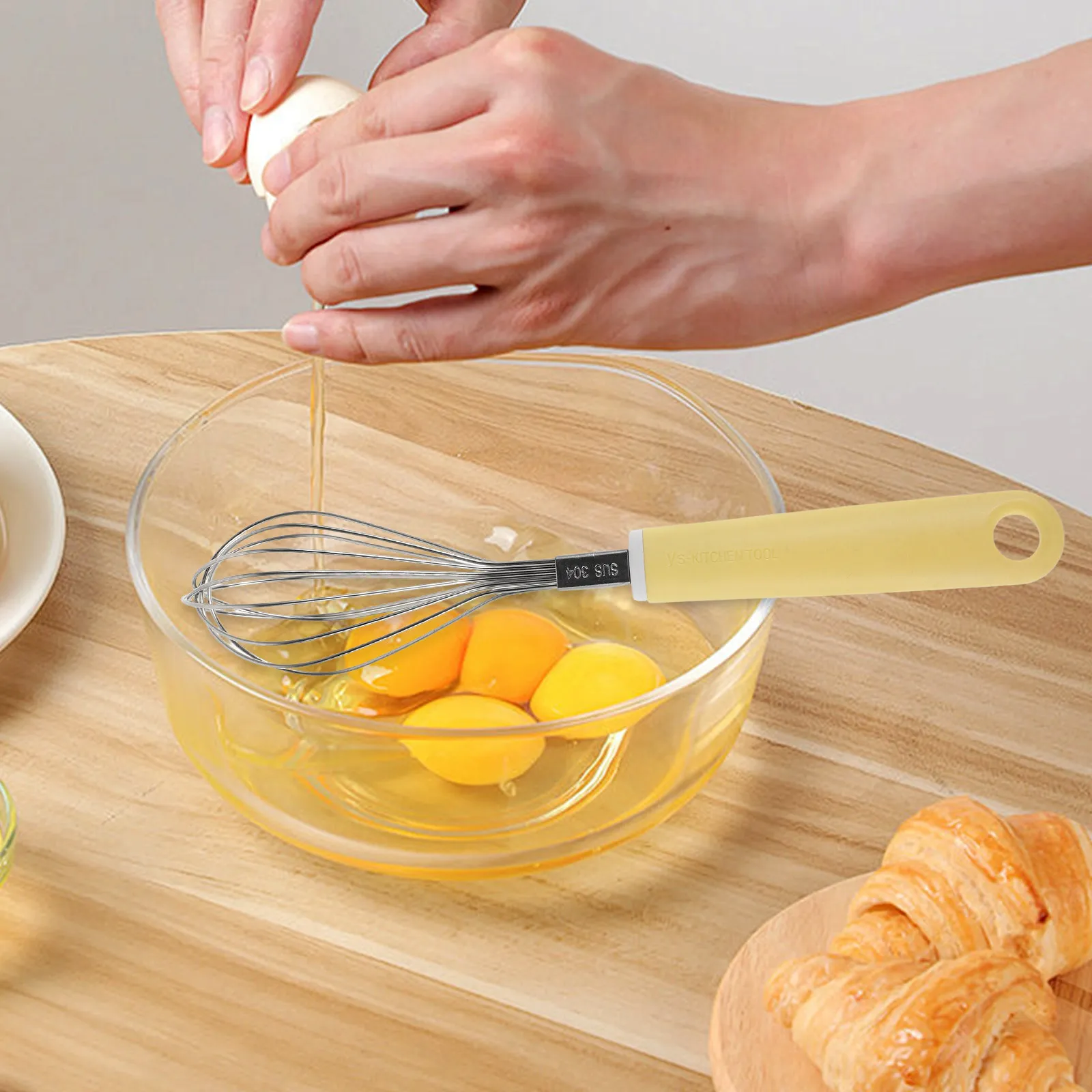Hand Push Rotary Whisk Semi-Automatic Manual Beater for Eggs Butter Cream Batter Milk Blending Baking Stirring Tool Sturdy ABS
Hand Push Rotary Whisk Semi-Automatic Manual Beater for Eggs Butter Cream Batter Milk Blending Baking Stirring Tool Sturdy ABS