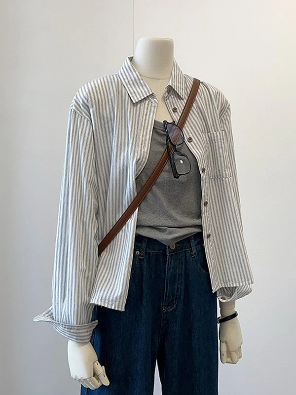 Chao Level Recommended Korean Style Striped Shirt Women's Fashionable Layering Loose Lazy Shirt Commute Color Collision
Chao Level Recommended Korean Style Striped Shirt Women's Fashionable Layering Loose Lazy Shirt Commute Color Collision